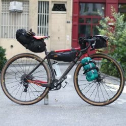 Bidon Fidlock Bottle Twist + Kit De Fixation -vélo Soldes Bidon fidlock bottle twist kit velo cycling baroudeur cycles lyon france acheter en ligne 3