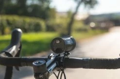 Eclairage Avant Exposure Lights Strada MK11 SB AKTIV 2023 - Gun Metal Black -vélo Soldes Eclairage avant exposure lights strada mk11 rs aktiv gun metal black baroudeur cycles lyon route ultra 3