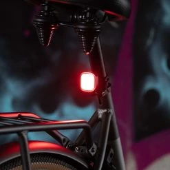 URBAN PROOF Mini Lampe Vélo LED Rechargeable Arrière -vélo Soldes feu velo arriere led rechargeable tige selle urban proof