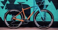 Marin Bikes Kit Cadre Marin Headlands 2022 -vélo Soldes marin bike headlands gravel carbon vtt randonnee baroudeur cycles revendeur lyon complete