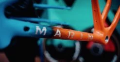 Marin Bikes Kit Cadre Marin Headlands 2022 -vélo Soldes marin bike headlands gravel carbon vtt randonnee baroudeur cycles revendeur lyon downtube