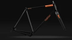 Kit Cadre Rodeo Labs Flaanimal 5.0 -vélo Soldes rodeo labs flaanimal 5 0 kit cadre velo gravel acier carbone baroudeur cycles lyon naked orange