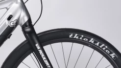 Vélo Électrique Sunn Volt S2 -vélo Soldes sunn volt s2 velo route sportif fitness ville electrique assistance vae mixte baroudeur cycles lyon front zoom