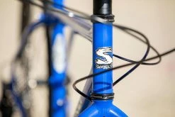 Vélo Surly Bridge Club 700C 2021 20 Vélo Surly Bridge Club 700C 2021 -vélo Soldes surly bridge club 700c gravel bike touring acier baroudeur cycles lyon front